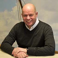 Portretfoto van Marko Wiggers, belastingadviseur bij Hendriksen Accountants en Adviseurs